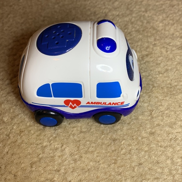 Toddle Nkok Jr Push and Go Ambulance and Fire Truck - Picture 5 of 9